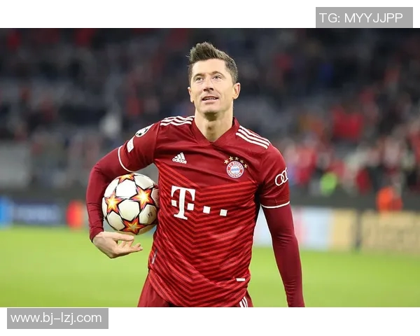 莱万重返安联球场引发拜仁球迷愤怒狂嘘称其忘恩负义